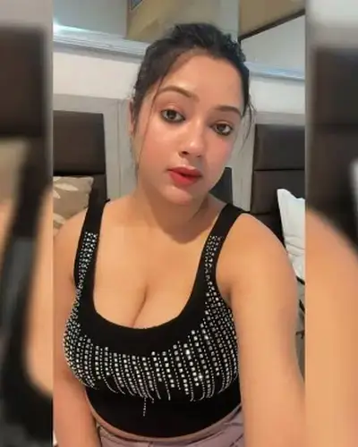 Call Girls Service Phoenix Mall